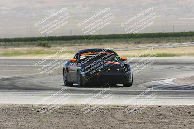 media/Jun-01-2024-CalClub SCCA (Sat) [[0aa0dc4a91]]/Group 2/Race/